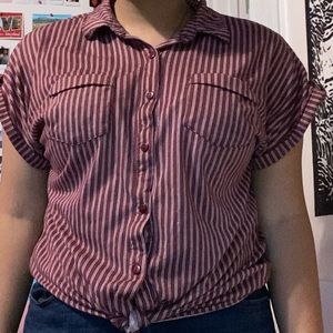 Short sleeve button up